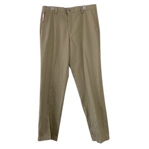 NWT Dockers 36x34 Flat Front Classic Fit Mens Khaki Individual Fit Waistband